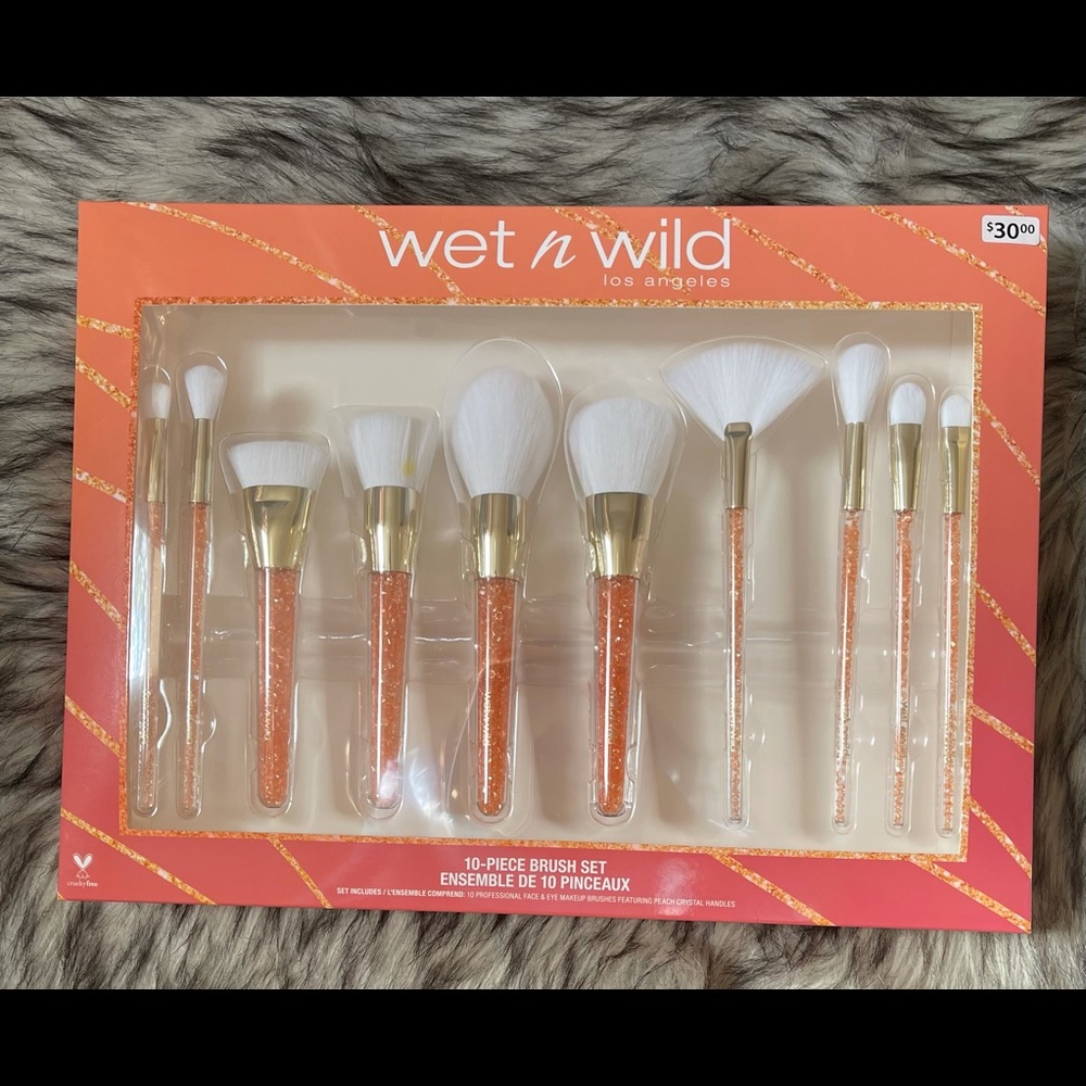 Wet and Wild brushes
